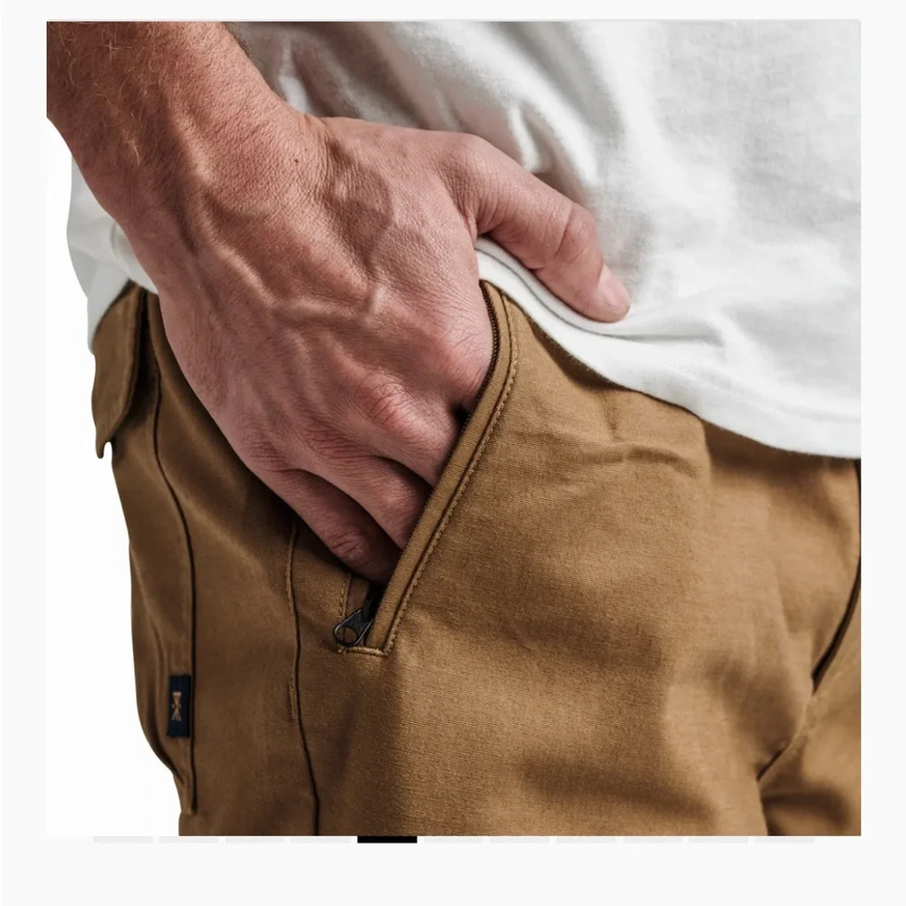 Men's Straight-Leg Chino Pants - Brown